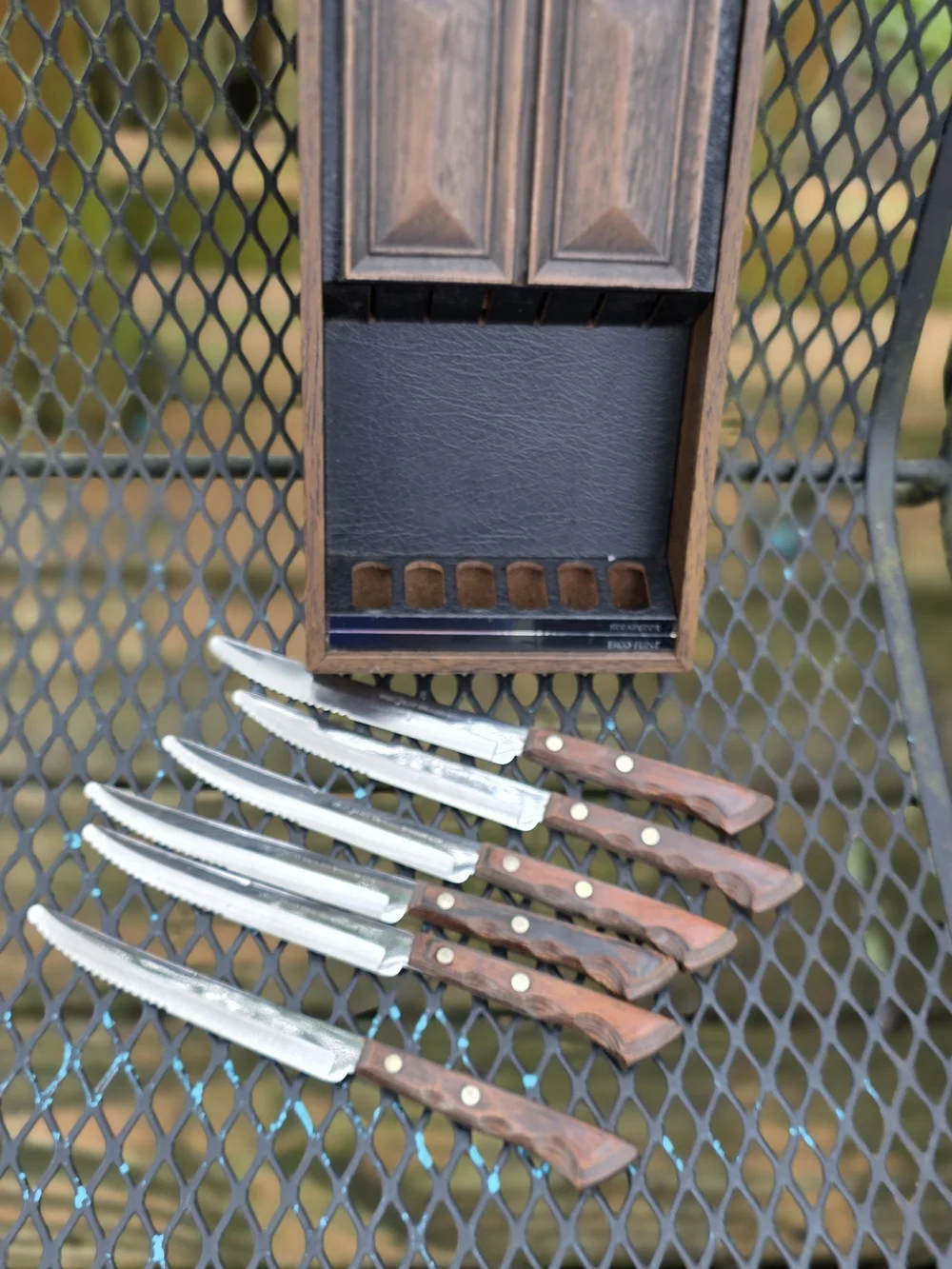 Wood Handle Steak Knives Set with Presentation Box - Brown